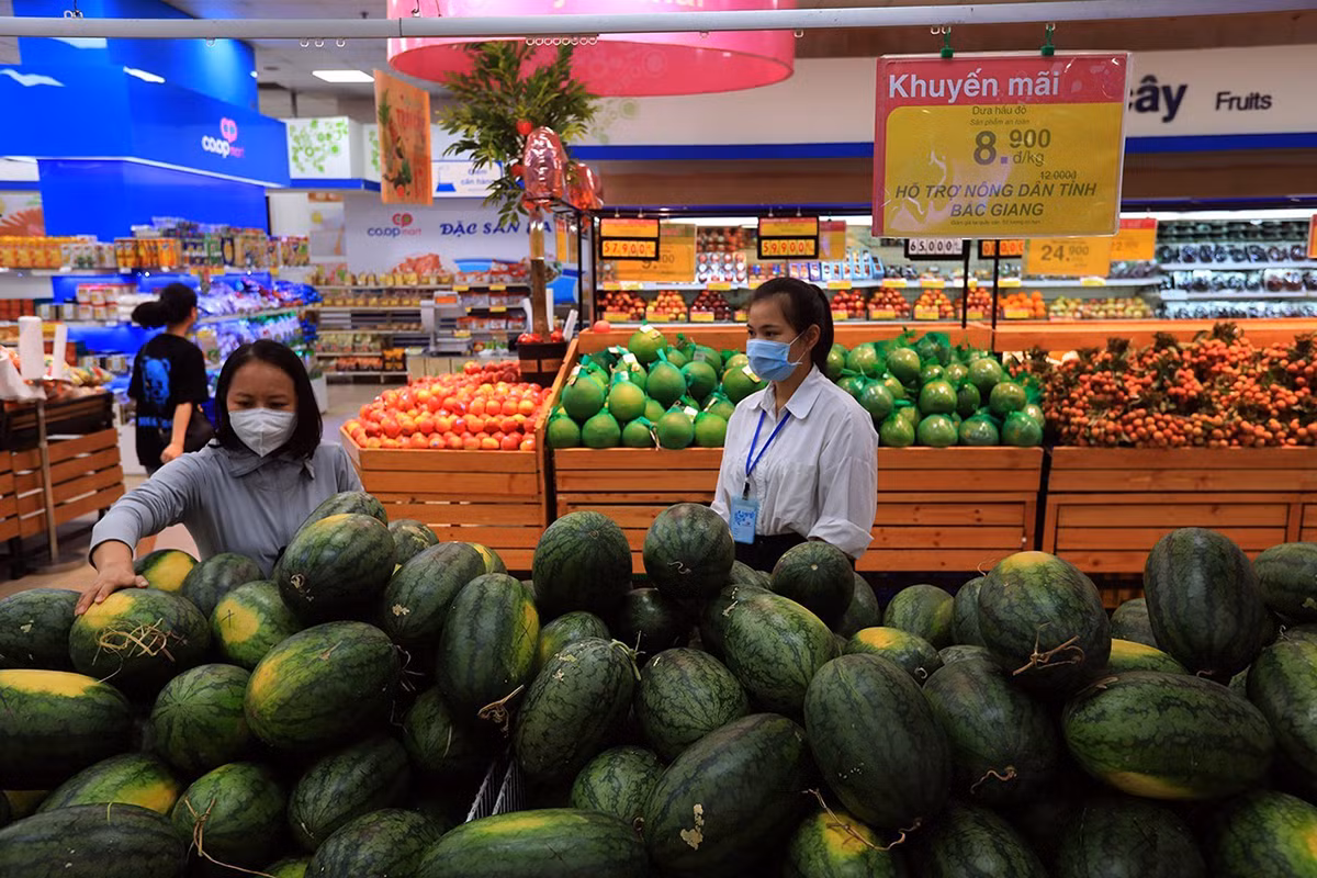 Siêu thị Co.opmart hỗ trợ tiêu thụ các loại nông sản cho nông dân tỉnh Bắc Giang.