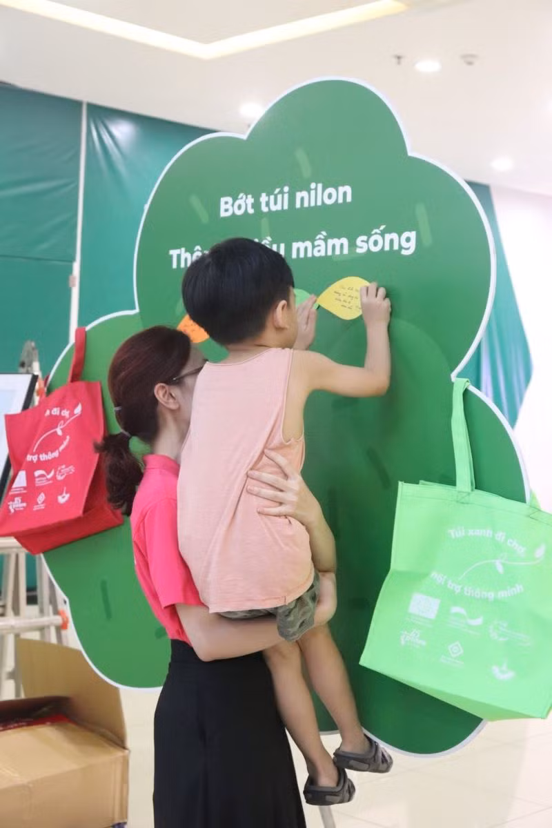 Nơi 'ươm mầm' sáng kiến xanh, 'tiếp sức' hành động vì môi trường ảnh 15
