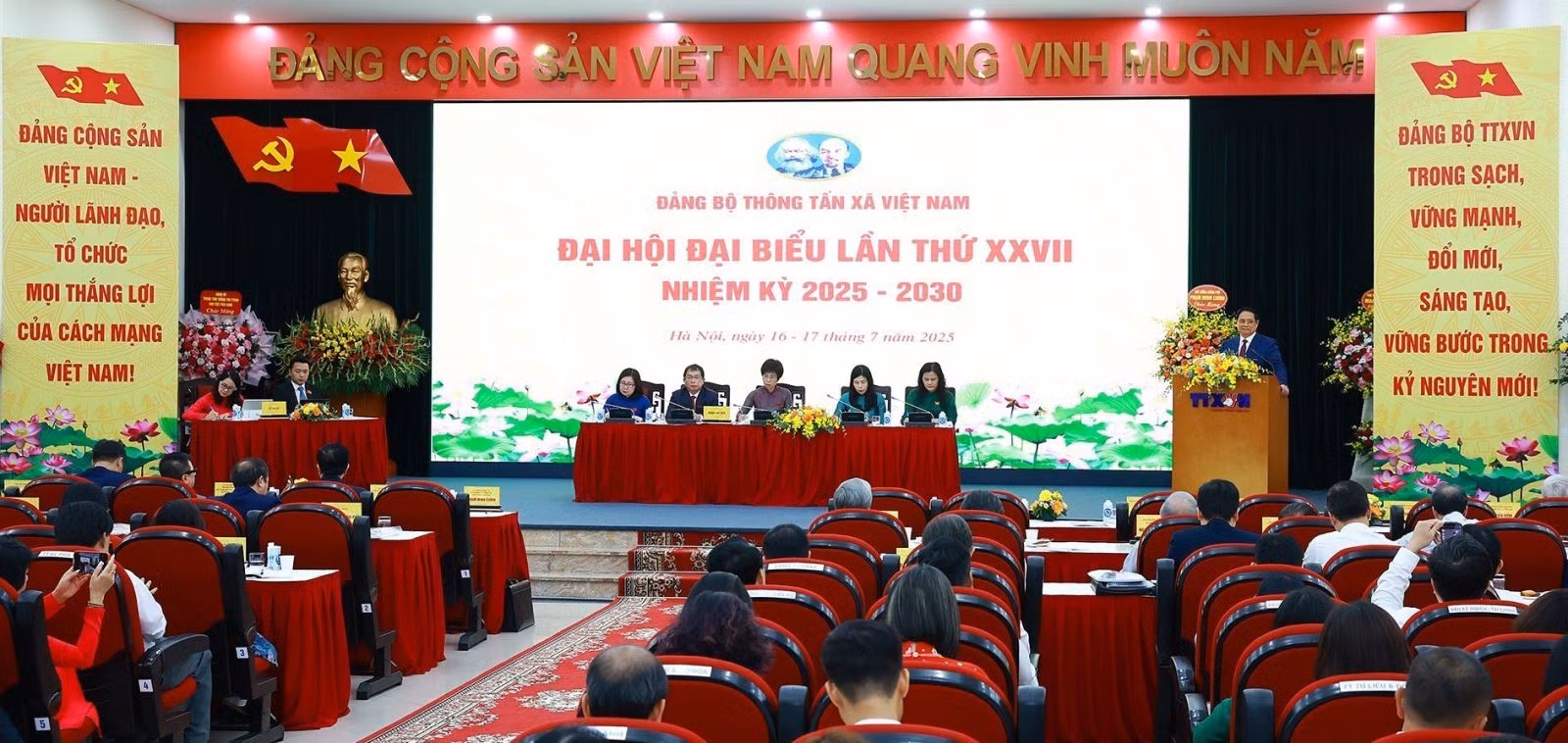 Thông tấn xã Việt Nam tạo chuyển biến mạnh trong nhiệm kỳ mới ảnh 4