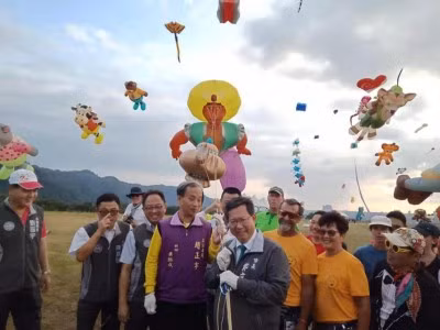 Ông Cheng Wen-tsan, Thị trưởng Đào Viên tham dự Lễ hội diều quốc tế Đào Viên 2019.