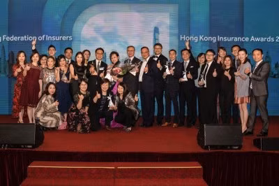 FWD tỏa sáng tại Lễ trao giải thưởng Bảo hiểm Hồng Kông 2019 khi giành được 5 giải thưởng trong 4 hạng mục trải nghiệm của khách hàng.