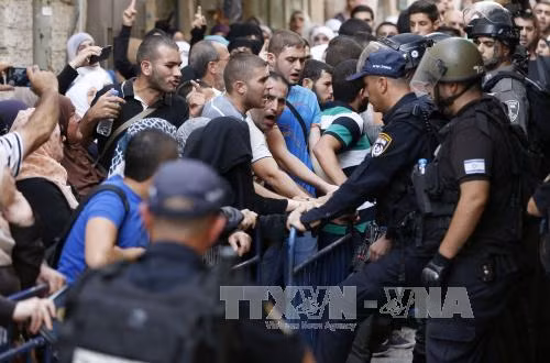 Israel cho phép cảnh sát bắn người Palestine ném đá ảnh 1