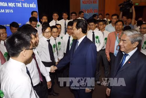 Thủ tướng gặp mặt 70 nhà khoa học trẻ tiêu biểu ảnh 2