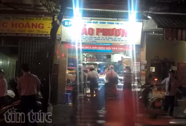 Cơ sở bánh Trung thu Bảo Phương vẫn bán hàng ảnh 1