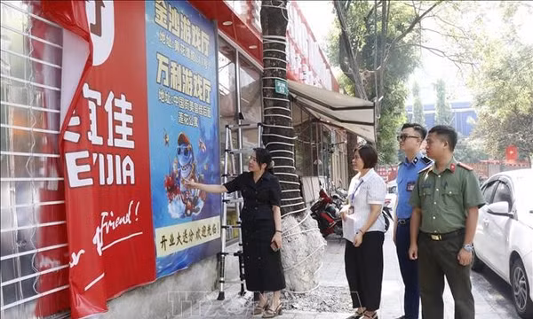 Chấn chỉnh hoạt động quảng cáo, bảo đảm mỹ quan đô thị