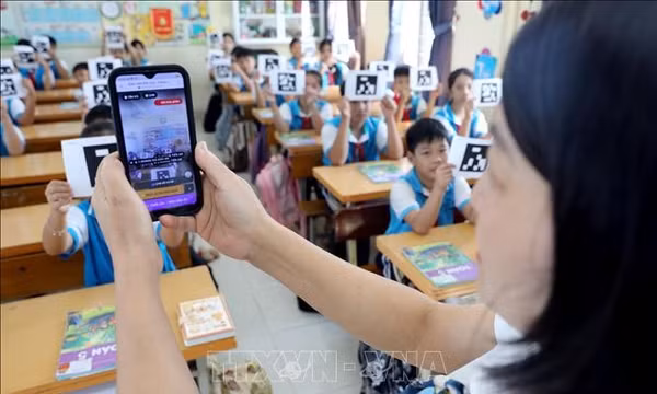 Đẩy mạnh số hóa, nâng cao hiệu quả vận hành trường học
