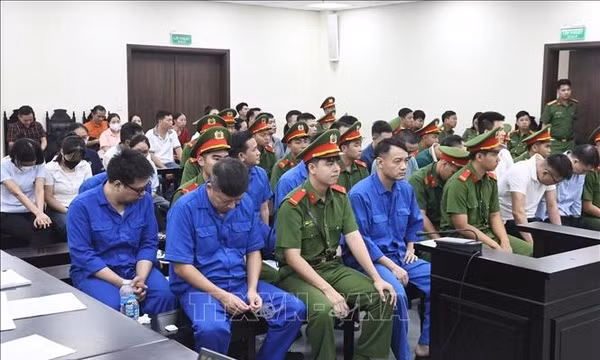 Ông trùm sữa giả bị đề nghị 30 năm tù