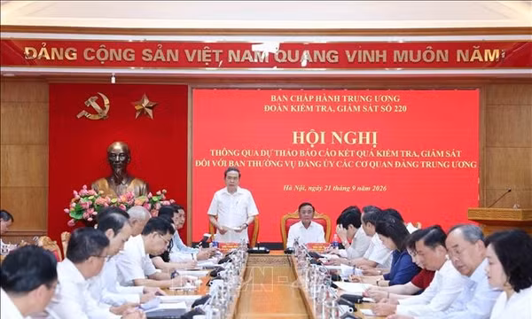 Chủ tịch Quốc hội Trần Thanh Mẫn: Hình thành dữ liệu dùng chung về tổ chức, cán bộ