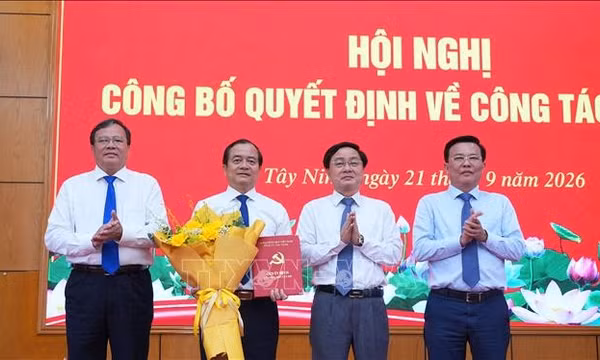 Tây Ninh bổ nhiệm Chủ tịch HĐND mới nhiệm kỳ 2026-2031