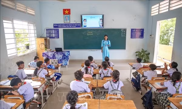 Chuyển đổi số - động lực đổi mới giáo dục Tây Ninh