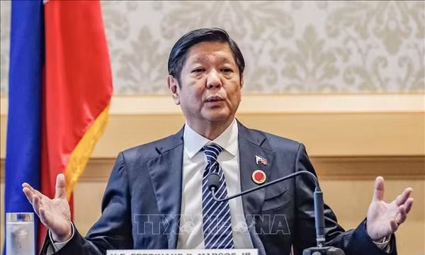 Tổng thống Philippines yêu cầu điều tra toàn diện vụ xả súng tại trường học