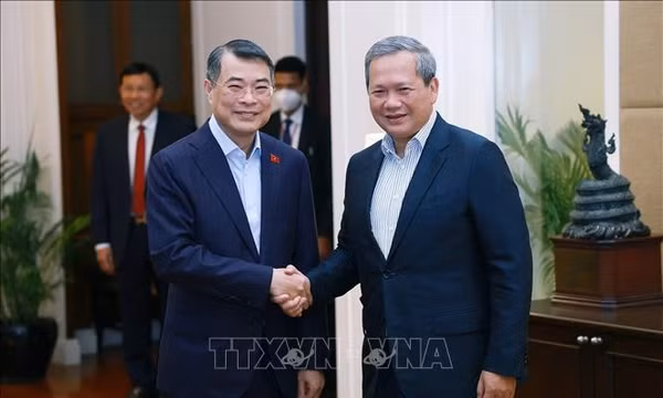 Thủ tướng Lê Minh Hưng thăm chính thức Campuchia: Củng cố tin cậy, nâng tầm hợp tác