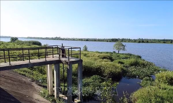 Khơi thông dòng chảy, phục hồi không gian trữ nước để chống ngập