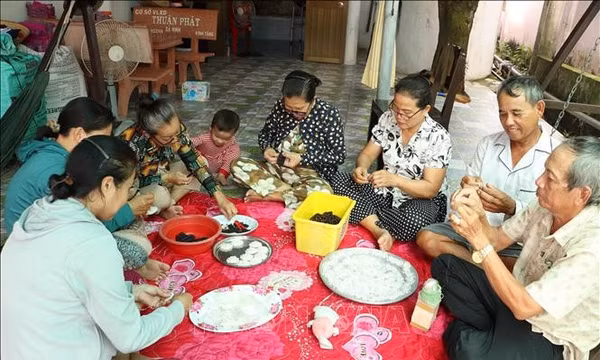 Tiểu thủ công nghiệp mở ra cơ hội nghề nghiệp cho người dân Đồng Tháp