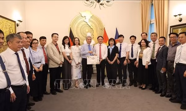 Thúc đẩy hợp tác đầu tư giữa địa phương Việt Nam và đối tác Đức