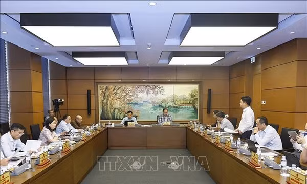 Kỳ họp thứ 2, Quốc hội khóa XVI: Cải cách tư pháp, hoàn thiện pháp luật về phòng, chống tội phạm