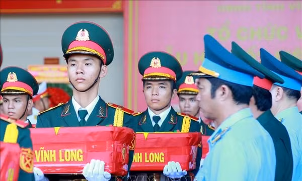 Rà soát hồ sơ, tìm thêm thông tin về mộ liệt sĩ tập thể