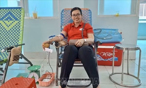 Hơn 20 năm bền bỉ trao giọt máu hồng