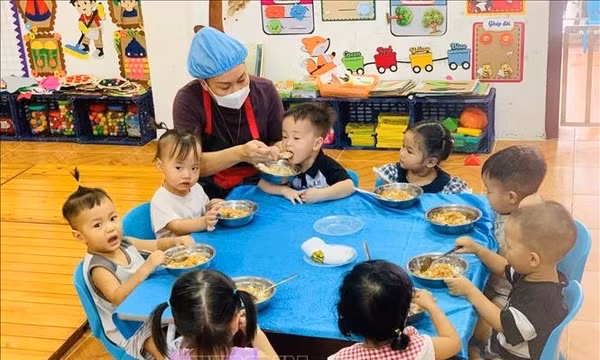 Minh bạch bữa ăn học đường, tăng trách nhiệm giám sát