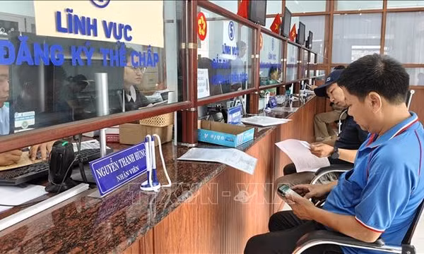 Phát triển nền hành chính phục vụ gắn với chuyển đổi số