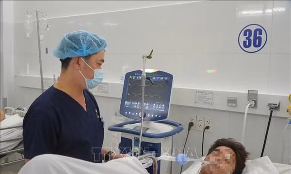 Cứu sống thiếu niên 17 tuổi đa chấn thương nguy kịch tại Đà Nẵng