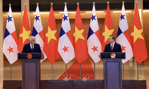 Tổng Bí thư, Chủ tịch nước Tô Lâm và Tổng thống Panama gặp gỡ báo chí sau hội đàm