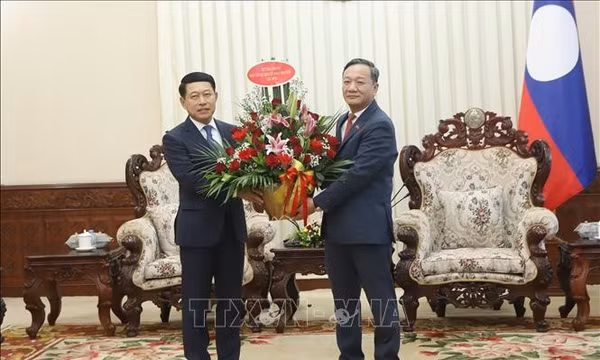 Việt Nam - Lào thúc đẩy quan hệ hợp tác phát triển đi vào chiều sâu