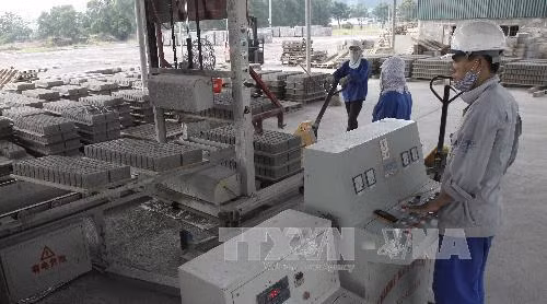 Nguy cơ dừng sản xuất khi không xử lý được phế thải công nghiệp ảnh 1