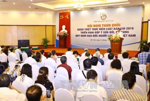 Lương tâm và trách nhiệm người làm báo ảnh 1
