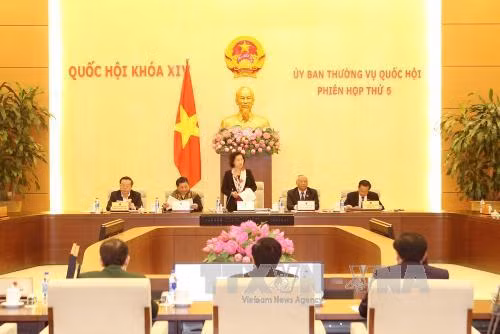  Khai mạc Phiên họp thứ 5 Ủy ban Thường vụ Quốc hội khóa XIV ảnh 1