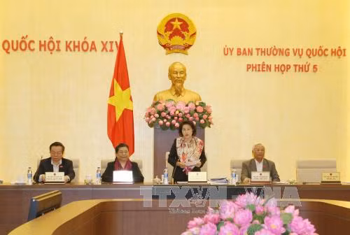 Thông cáo phiên họp thứ 5 của Ủy ban Thường vụ Quốc hội khoá XIV ảnh 1