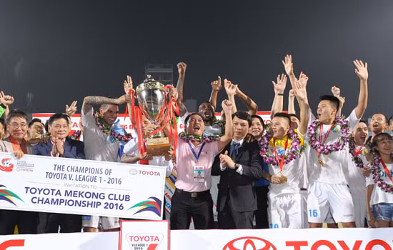 Dễ như đổi tên CLB tại V-League ảnh 1