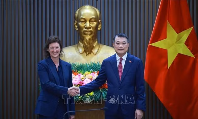 FTSE Russell cam kết đồng hành cùng Việt Nam phát triển thị trường vốn