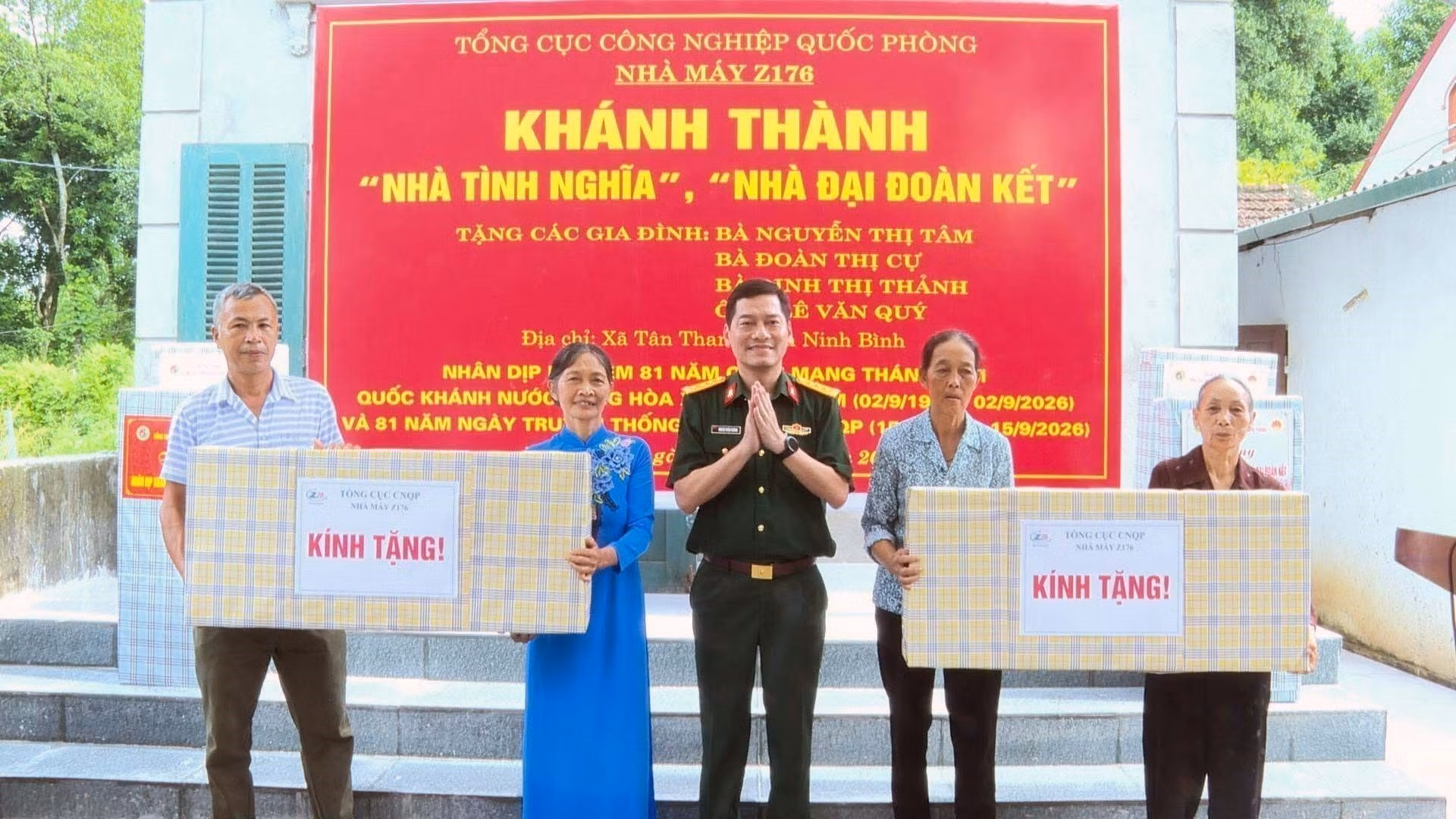 nha-dai-doan-ket-2.jpg