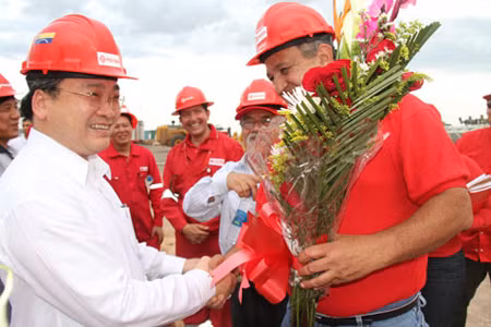 Liên doanh dầu khí Việt Nam-Venezuela đi vào sản xuất ảnh 1