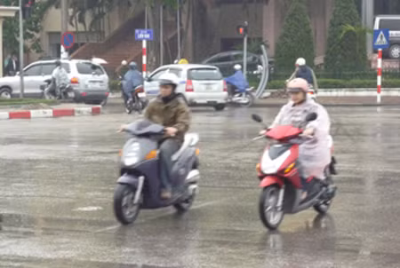 Có mưa trên cả ba miền ảnh 1