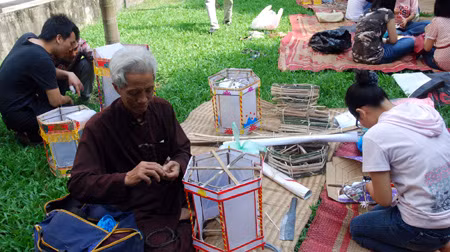 Vui hội trăng Rằm cùng đồ chơi dân gian ảnh 11
