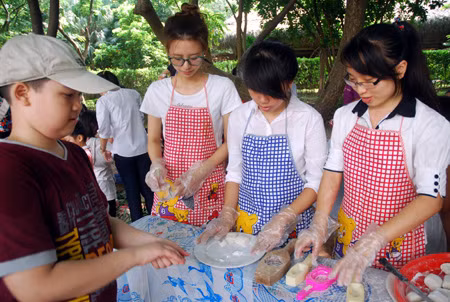 Vui hội trăng Rằm cùng đồ chơi dân gian ảnh 7