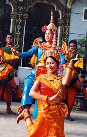 Rô băm - kịch múa truyền thống của người Khmer ảnh 1