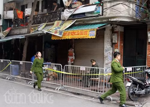 Cháy lớn ở phố Nguyễn Khắc Cần, Hà Nội ảnh 3