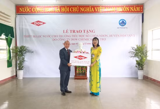 Hỗ trợ nước uống sạch cho gần 1.500 em học sinh Đà Nẵng ảnh 1