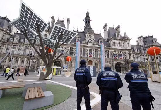 Hình ảnh "độc" bên lề COP21 ảnh 11
