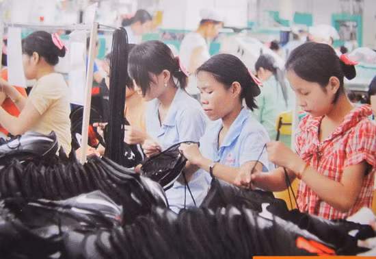 Nhiều đơn vị chưa áp dụng chính sách ưu tiên cho lao động nữ ảnh 1