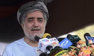 Bầu cử tổng thống Afghanistan: Cựu Ngoại trưởng Abdullah tạm dẫn đầu