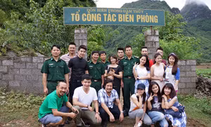 Nhà hát Tuổi trẻ đến với chiến sĩ biên phòng 