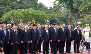Lãnh đạo Đảng, Nhà nước tưởng niệm các Anh hùng liệt sỹ