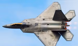 Syria là chiến trường đầu tiên của F-22 Raptor 