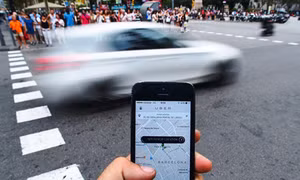 Cần thay đổi cách quản lý taxi truyền thống