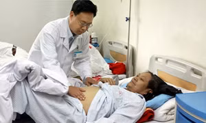 Ứng dụng sinh học phân tử trong chẩn đoán, điều trị ung thư