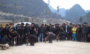 Lũng Chinh không còn đám ma trăm triệu